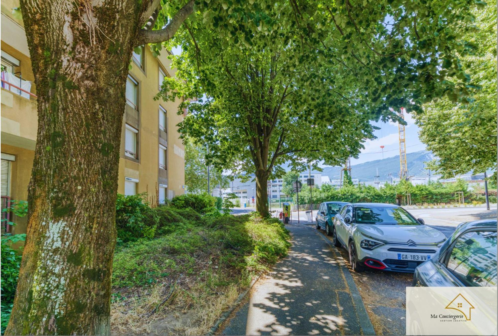 R'Apparts T3 The Forest Grenoble Exterior photo