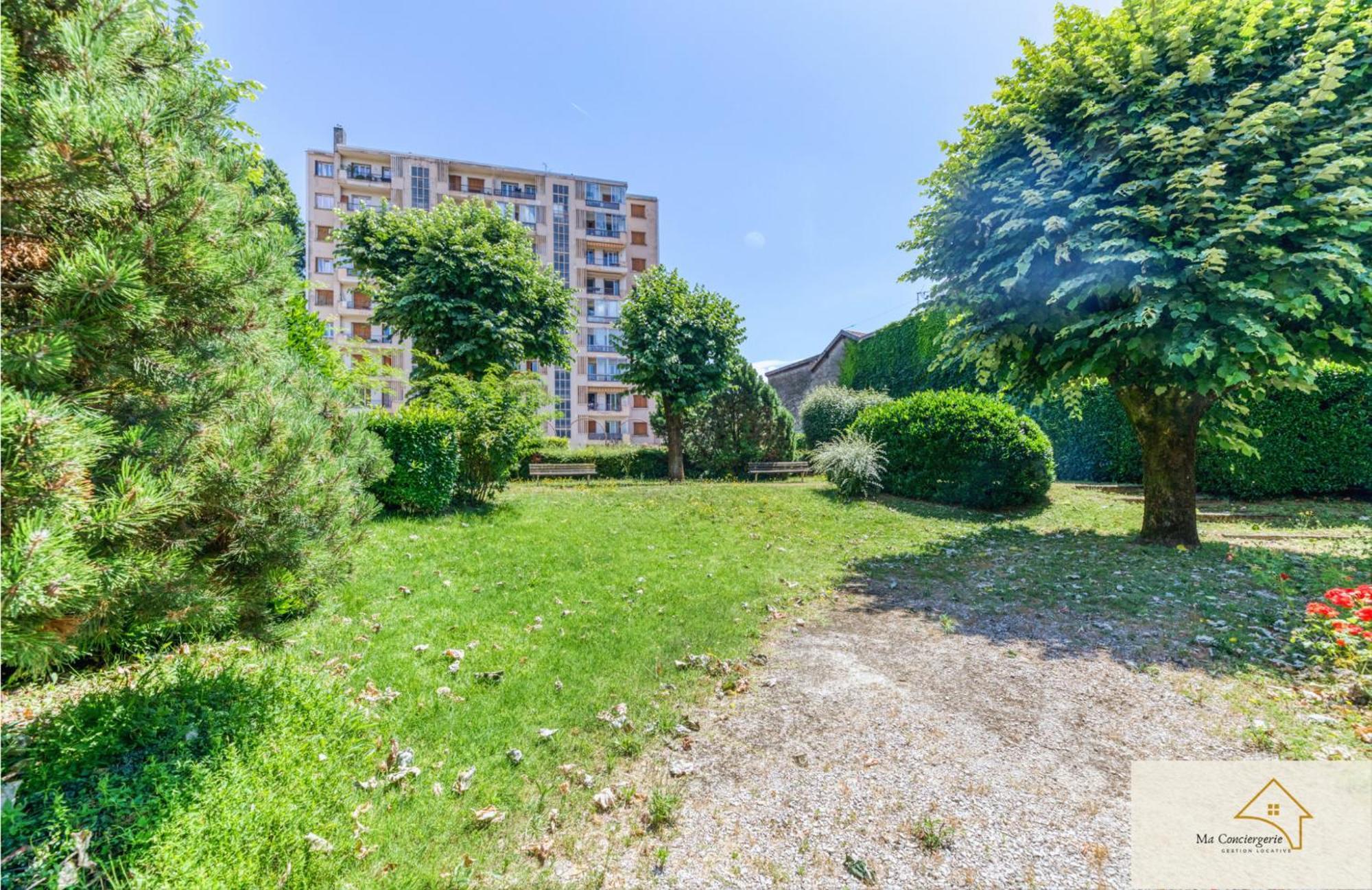 R'Apparts T3 The Forest Grenoble Exterior photo